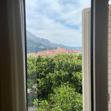 Art & Gallery Vacation Nyaraló *