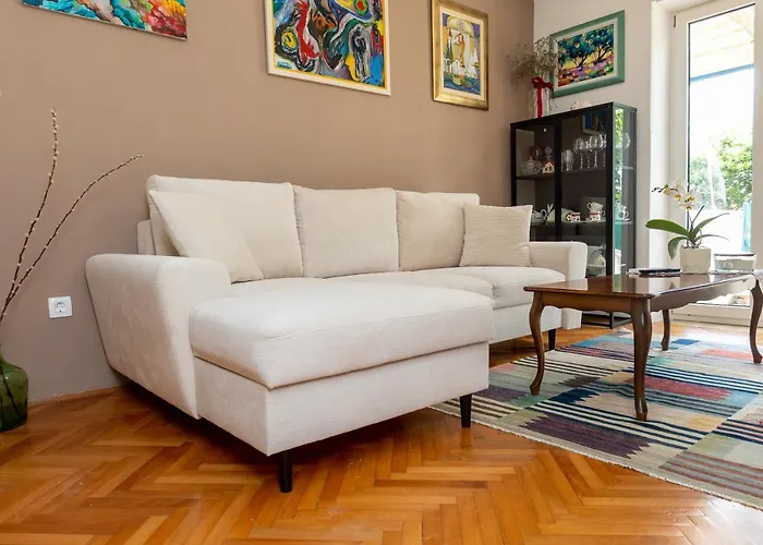 Art & Gallery Vacation *