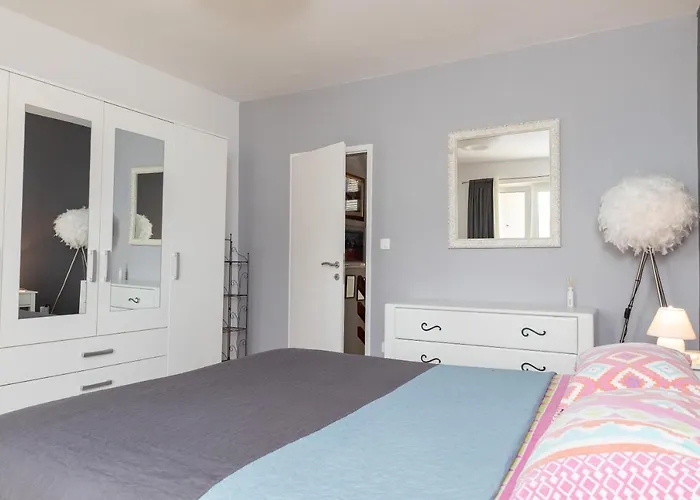 Art & Gallery Vacation Ferienhaus *