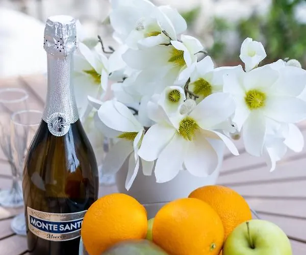 Ferienhaus Art & Gallery Vacation *